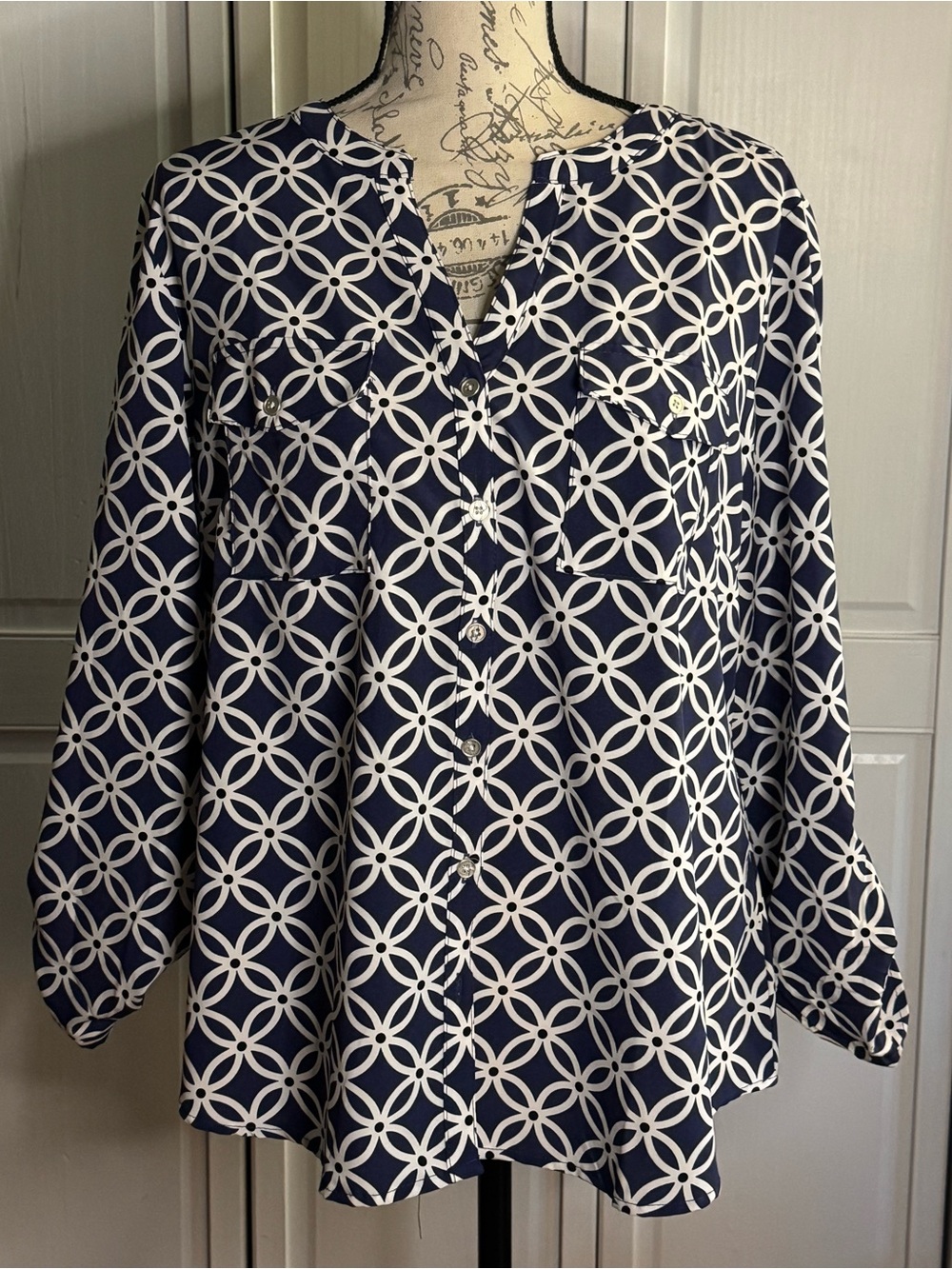 NY Collection Navy and White Geometric Button-Front Blouse